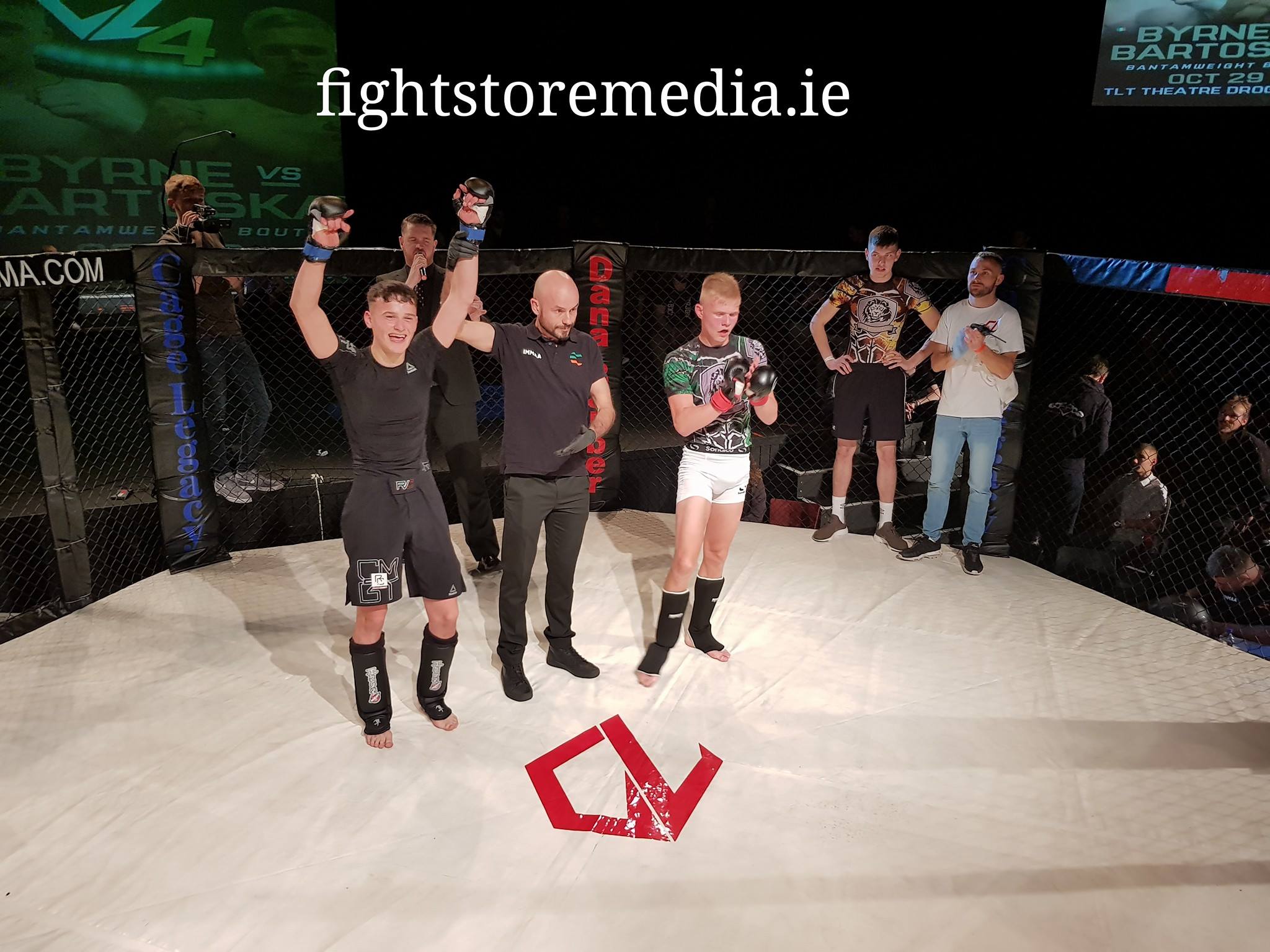 Mikey won his fight at Cage Legacy representing Holohan Martial Arts